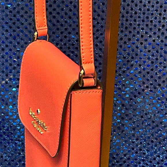 Kate Spade Staci North South Flap Coral Crossbody Phone Case Approx. 4.5 x 7.5 - Picture 6 of 15